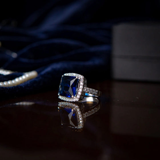 YKL Jewellers Ring Collection BLUE SAPPHIRE SQUARE RING