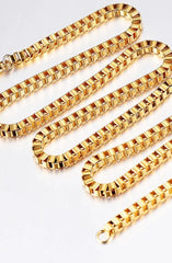 Shine Bright With Zitah D-02 Box Chain