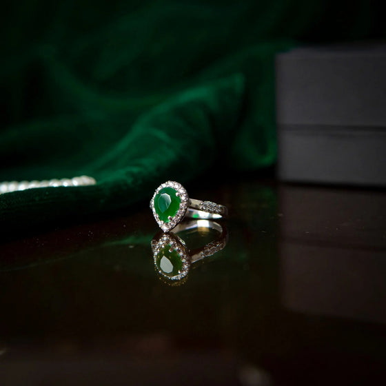 YKL Jewellers Ring Collection DIAMOND STYLE GREEN EMERALD RING