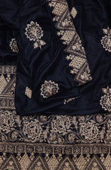 Royal Vibes Embroidered Velvet Shawl Collection by Alkarim D-5133 G