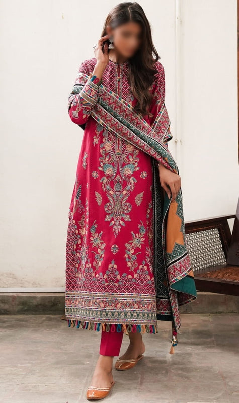 Jazmin ‘Shahtoosh’ Luxury Embroidered Winter 2022 Collection 04 MAYAL