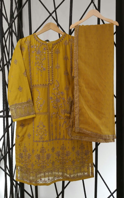 Suhana Eid Prets by Amna Khadija Design 05