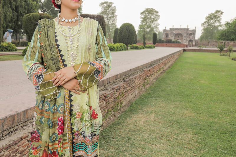 Dastoor Luxury Clothing by Amna khadija Design 07
